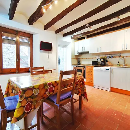 Amplia Casa En Vinaixa, Calle Mayor, Cal Mitger