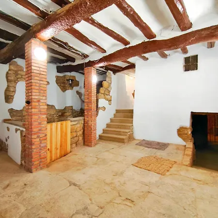 Casa de vacances Amplia Casa En Vinaixa, Calle Mayor, Cal Mitger